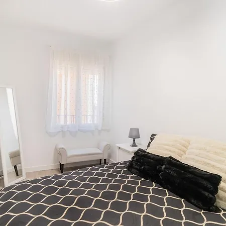 In Zaragoza's Historic Center * サラゴサ