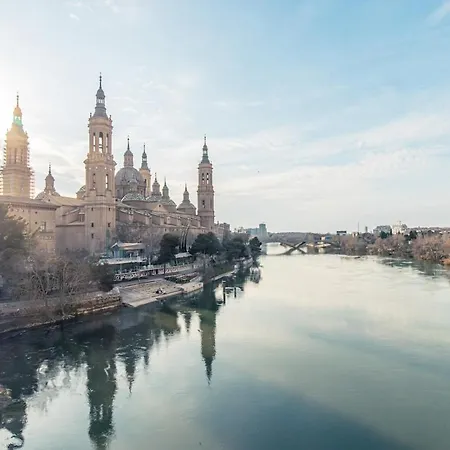 In Zaragoza's Historic Center Апартаменты